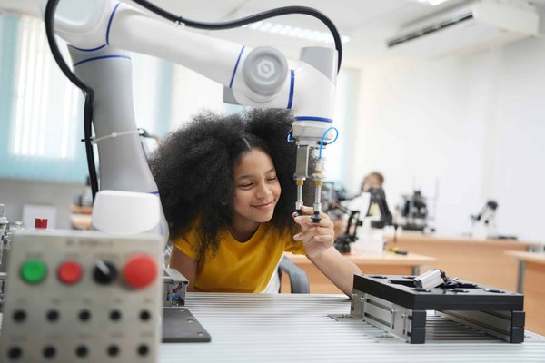 What Are the Innovative Ways UK Garden Centers Can Use Technology to Enhance Customer Experience?